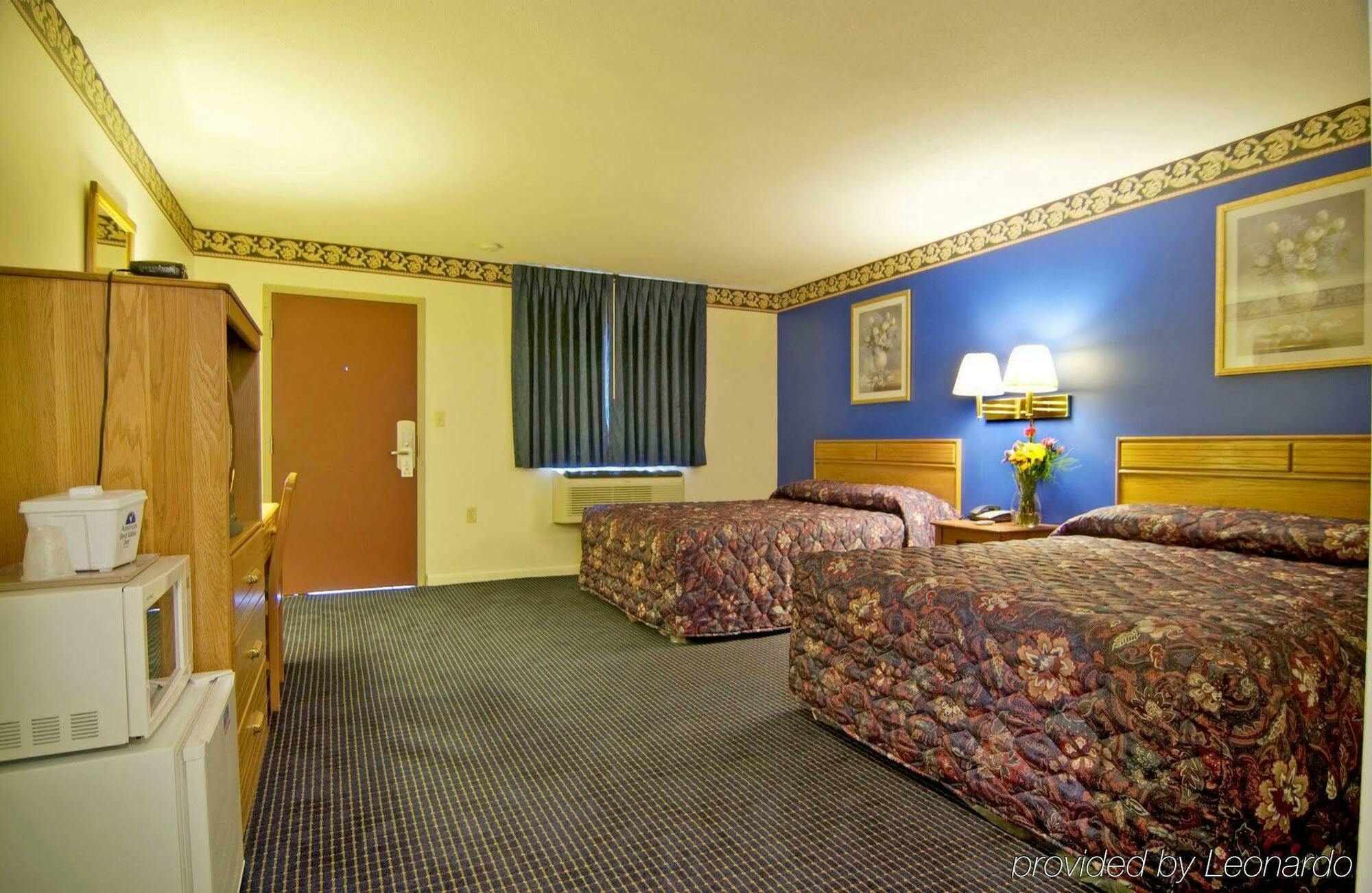 Americas Best Value Inn-Wethersfield/Hartford Номер фото